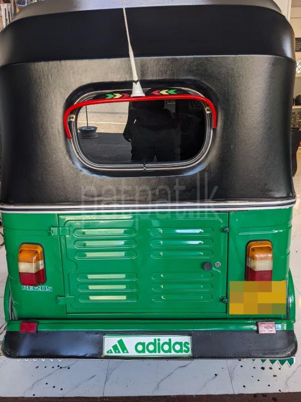 Bajaj 4 stroke 2012 - பயன்படுத்தப்பட்டது முச்சக்கர வண்டி sale in Sri Lanka - patpat.lk
