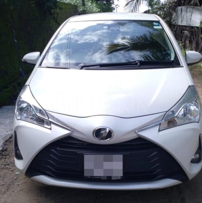 Toyota Vitz 2019 - பயன்படுத்தப்பட்டது கார் sale in Sri Lanka - patpat.lk