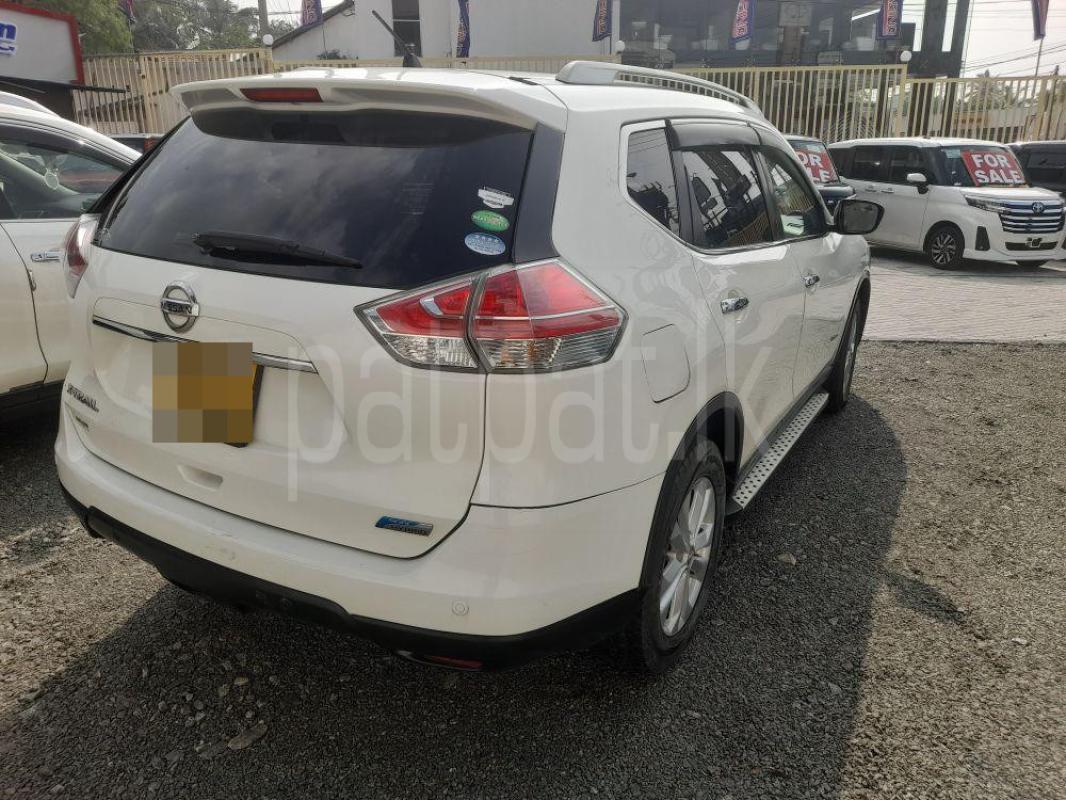 Advertisement image 5