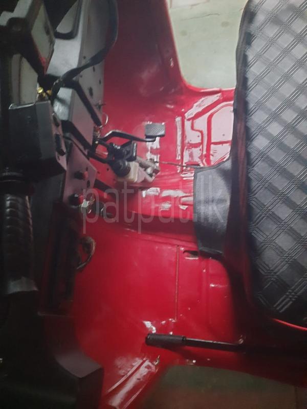 Bajaj Three Wheel 2011 - பயன்படுத்தப்பட்டது முச்சக்கர வண்டி sale in Sri Lanka - patpat.lk