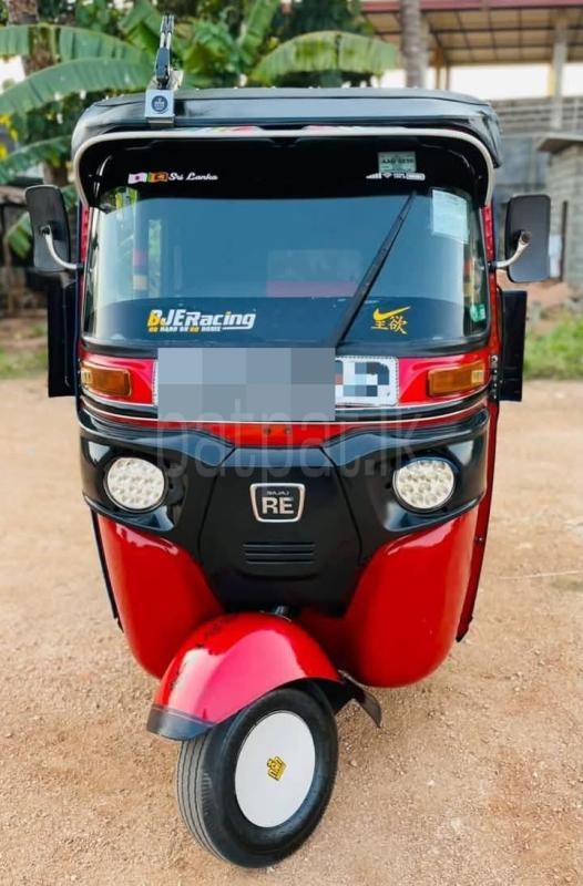 Bajaj Three Wheel 2014 - பயன்படுத்தப்பட்டது முச்சக்கர வண்டி sale in Sri Lanka - patpat.lk