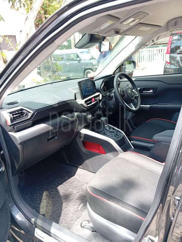 Advertisement image 6