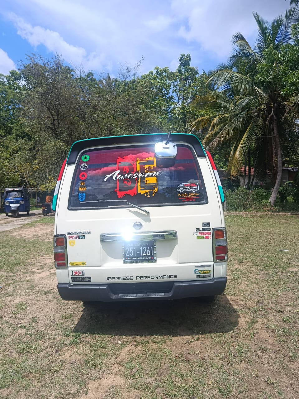 Nissan Caravan 1992 - பயன்படுத்தப்பட்டது வேன் sale in Sri Lanka - patpat.lk