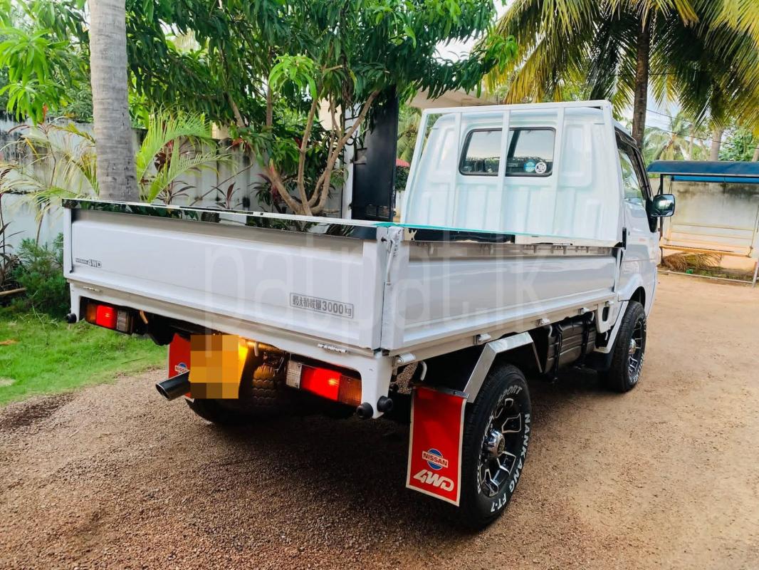 Nissan Vanette 2007 - பயன்படுத்தப்பட்டது டிரக் sale in Sri Lanka - patpat.lk
