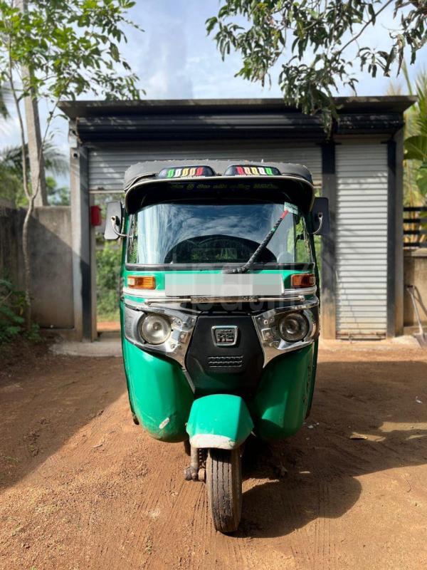Bajaj Three Wheel 2014 - Used Three wheeler sale in Sri Lanka - patpat.lk