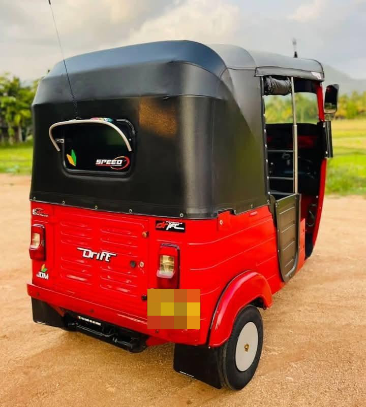 Bajaj Three Wheel 2014 - භාවිතා කරන ලද ත්‍රිරෝද රථය sale in Sri Lanka - patpat.lk