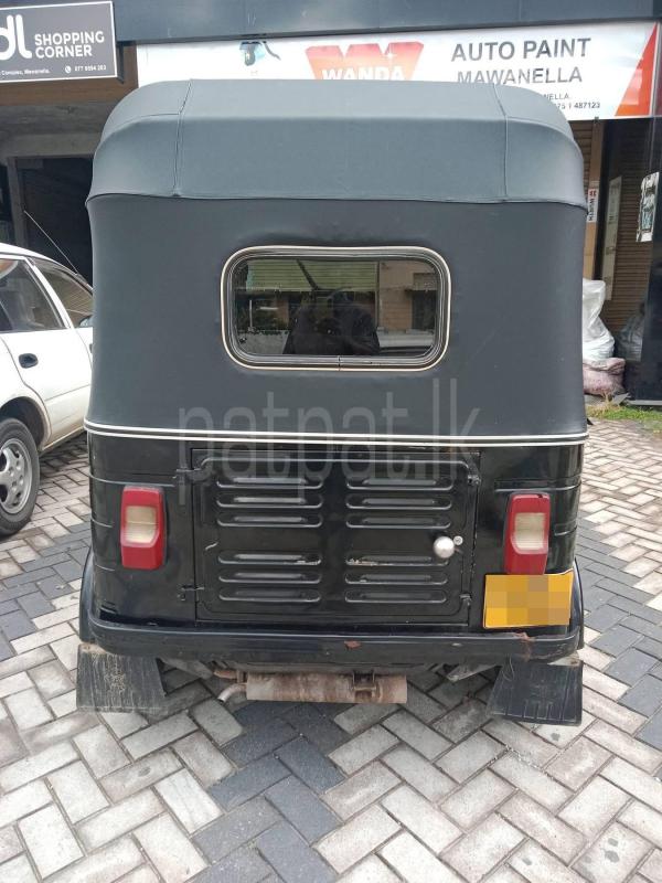 Bajaj Three Wheel 2010 - பயன்படுத்தப்பட்டது முச்சக்கர வண்டி sale in Sri Lanka - patpat.lk