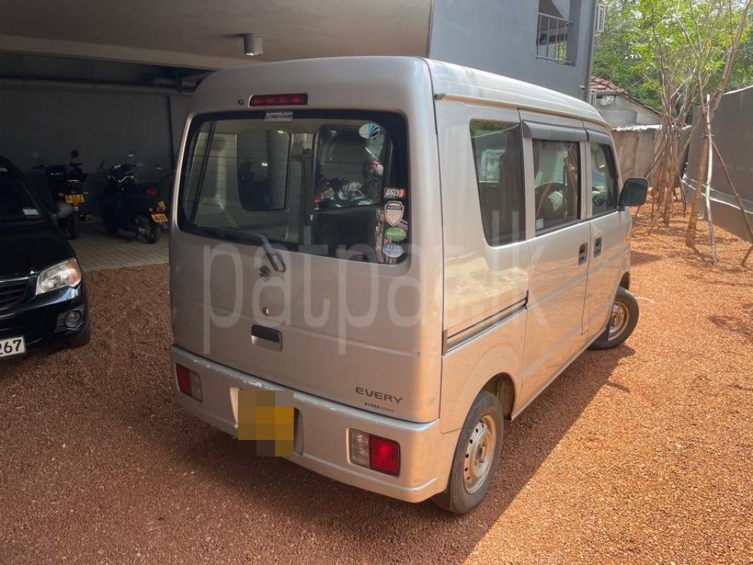 Advertisement image 4