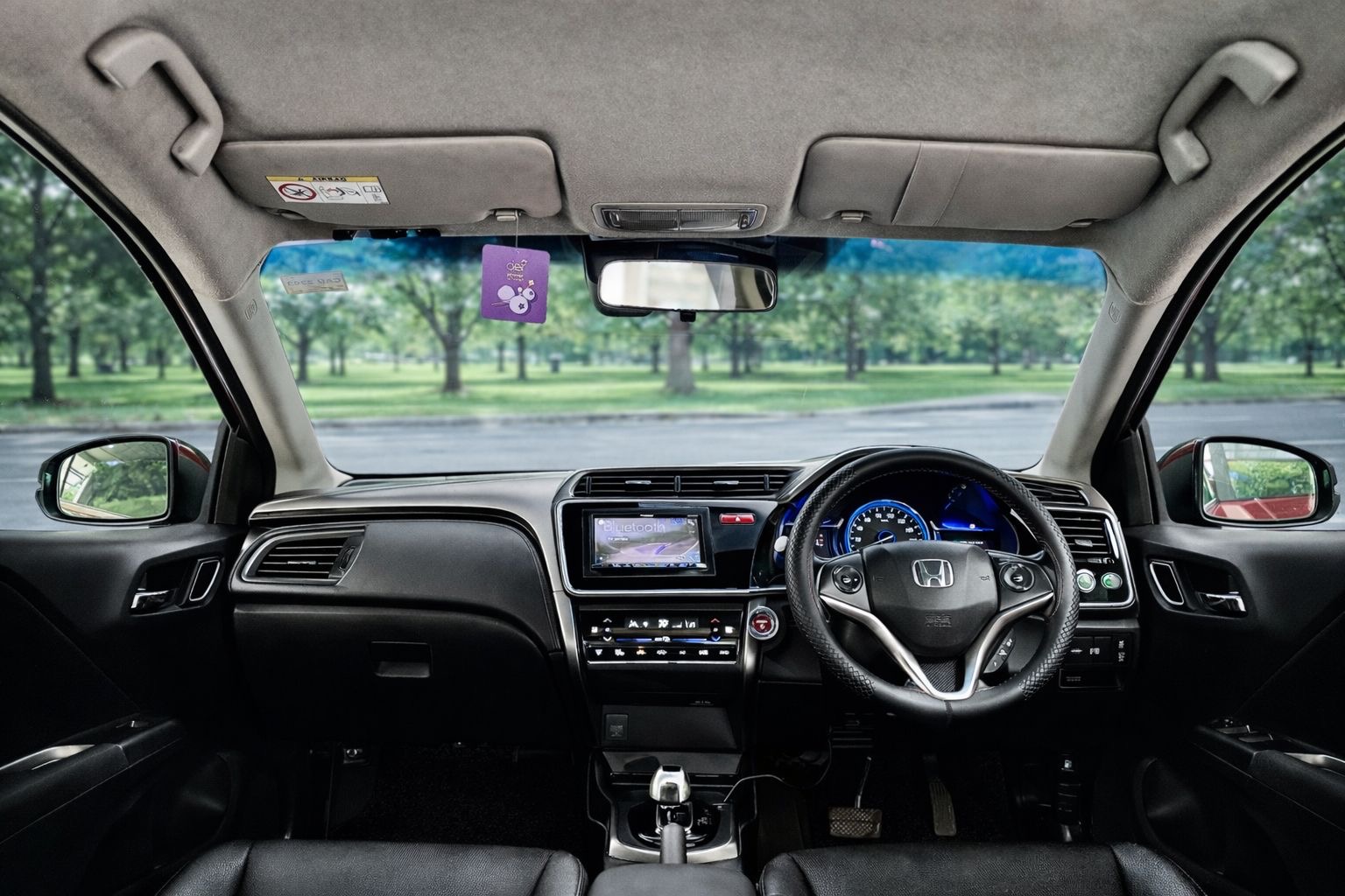 Honda Grace 2017 - பயன்படுத்தப்பட்டது கார் sale in Sri Lanka - patpat.lk