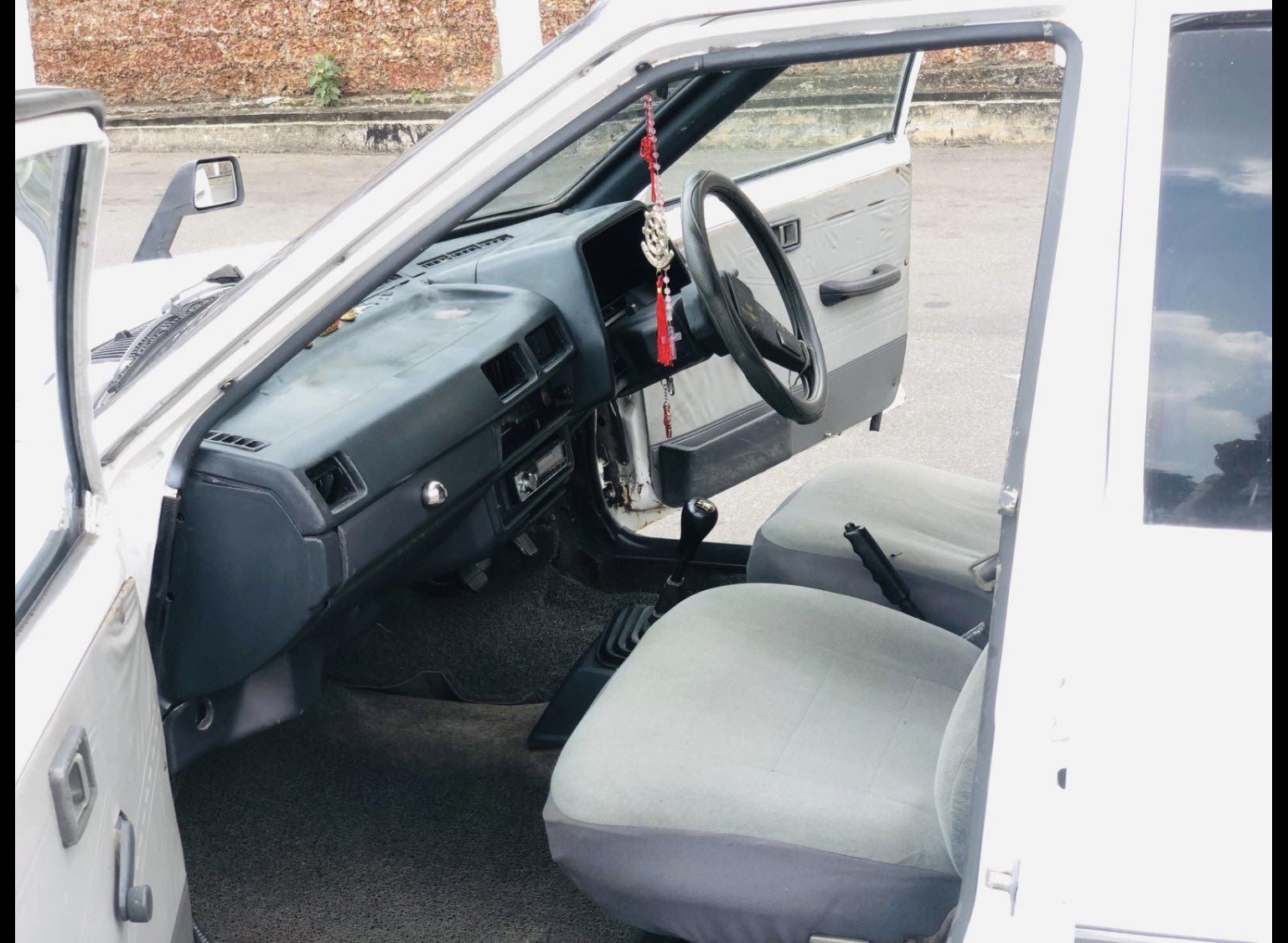 Nissan B11 1985 - Used Car sale in Sri Lanka - patpat.lk