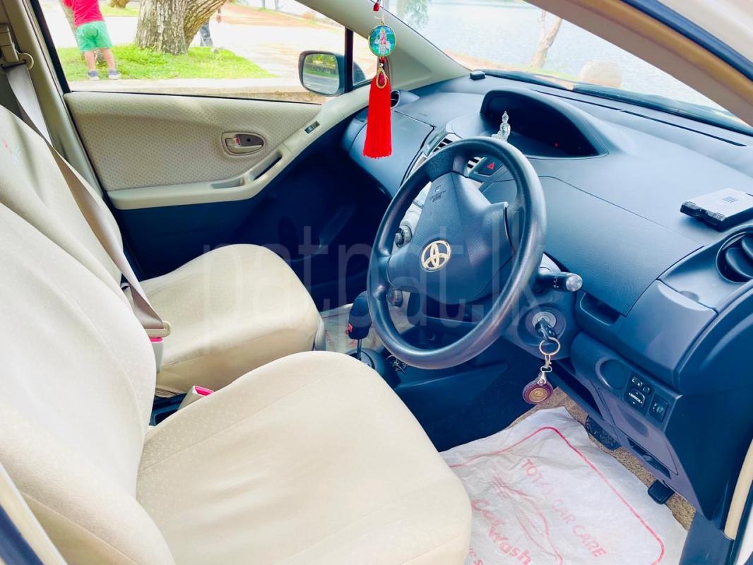 Toyota Vitz 2007 - பயன்படுத்தப்பட்டது கார் sale in Sri Lanka - patpat.lk