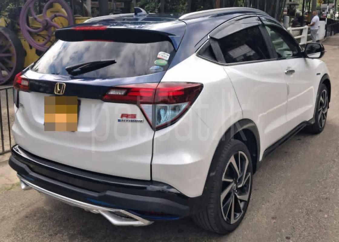 Honda Vezel 2014 - பயன்படுத்தப்பட்டது SUV sale in Sri Lanka - patpat.lk