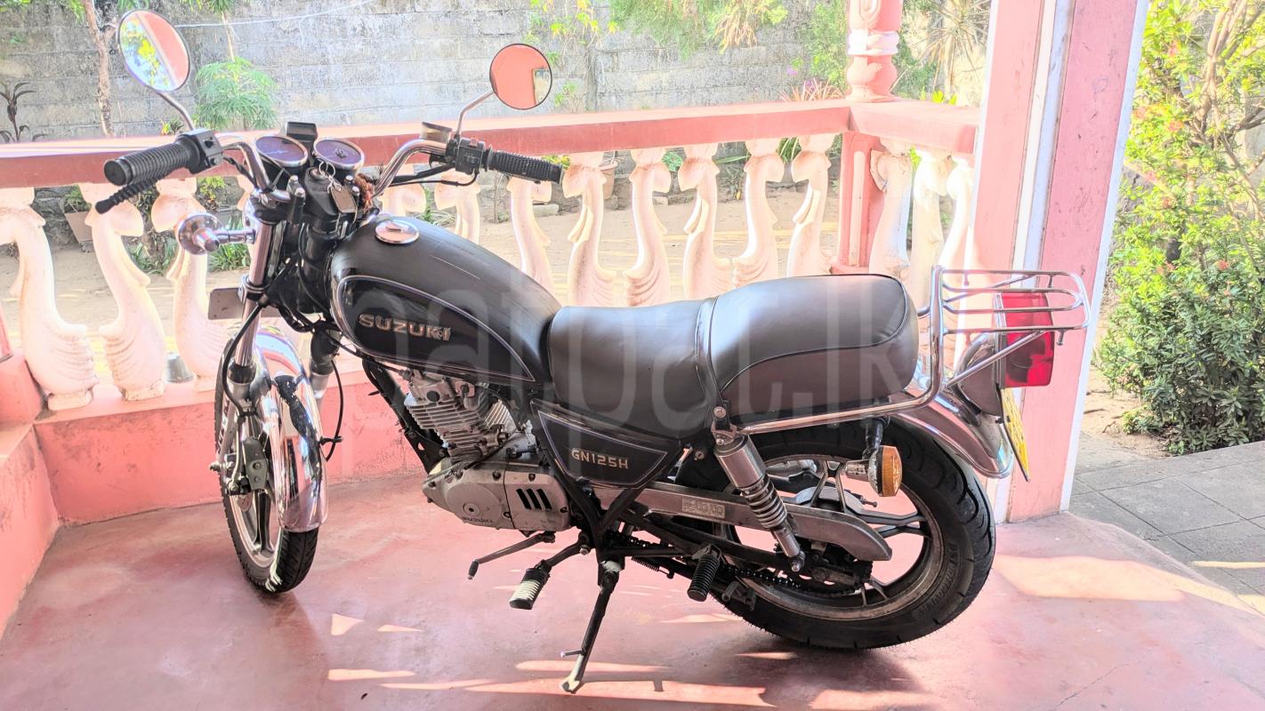 Suzuki GN 2017 - பயன்படுத்தப்பட்டது பைக் sale in Sri Lanka - patpat.lk