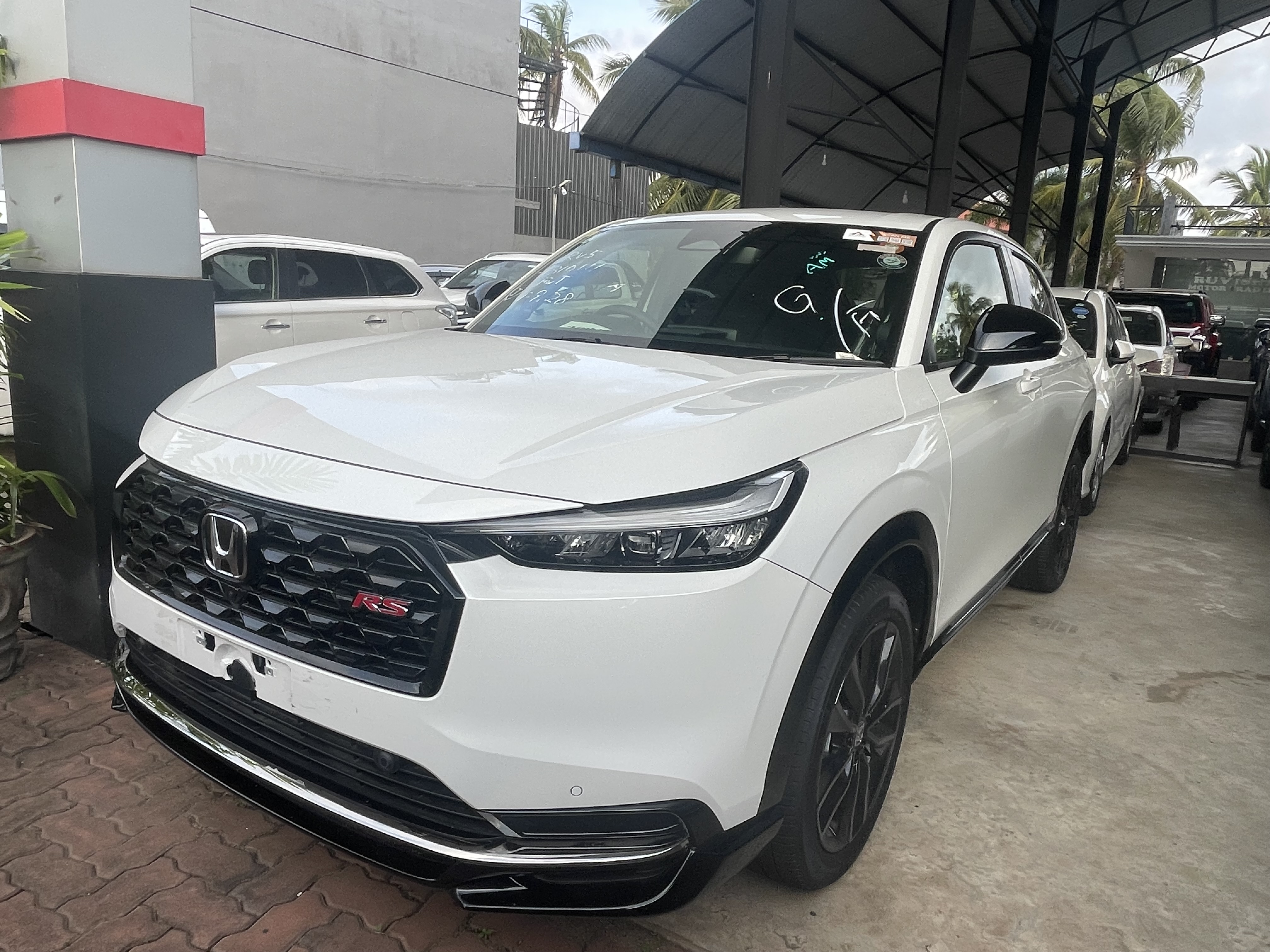 Honda Vezel 2025 - மறுசீரமைக்கப்பட்டது SUV sale in Sri Lanka - patpat.lk