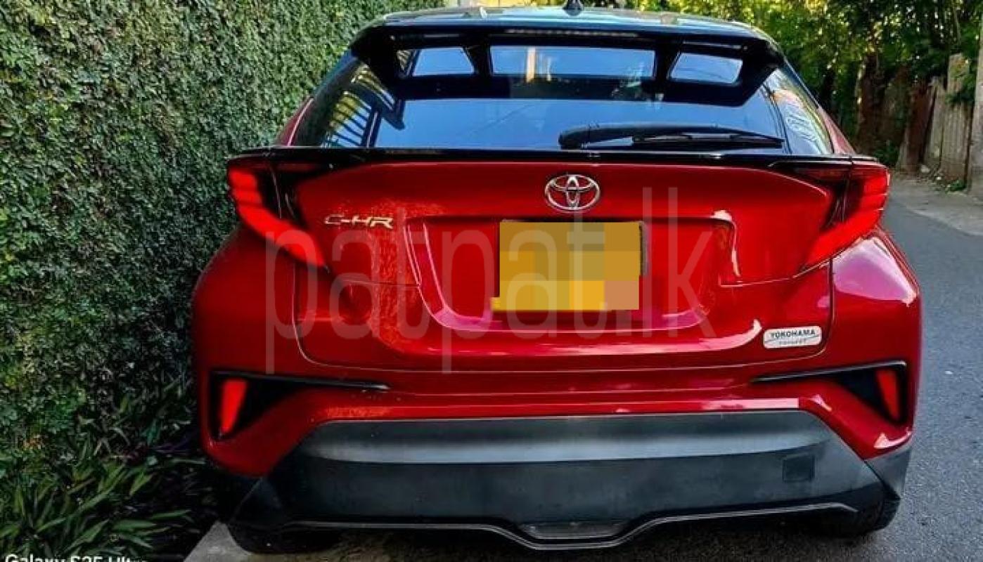 Toyota CHR 2020 - பயன்படுத்தப்பட்டது SUV sale in Sri Lanka - patpat.lk