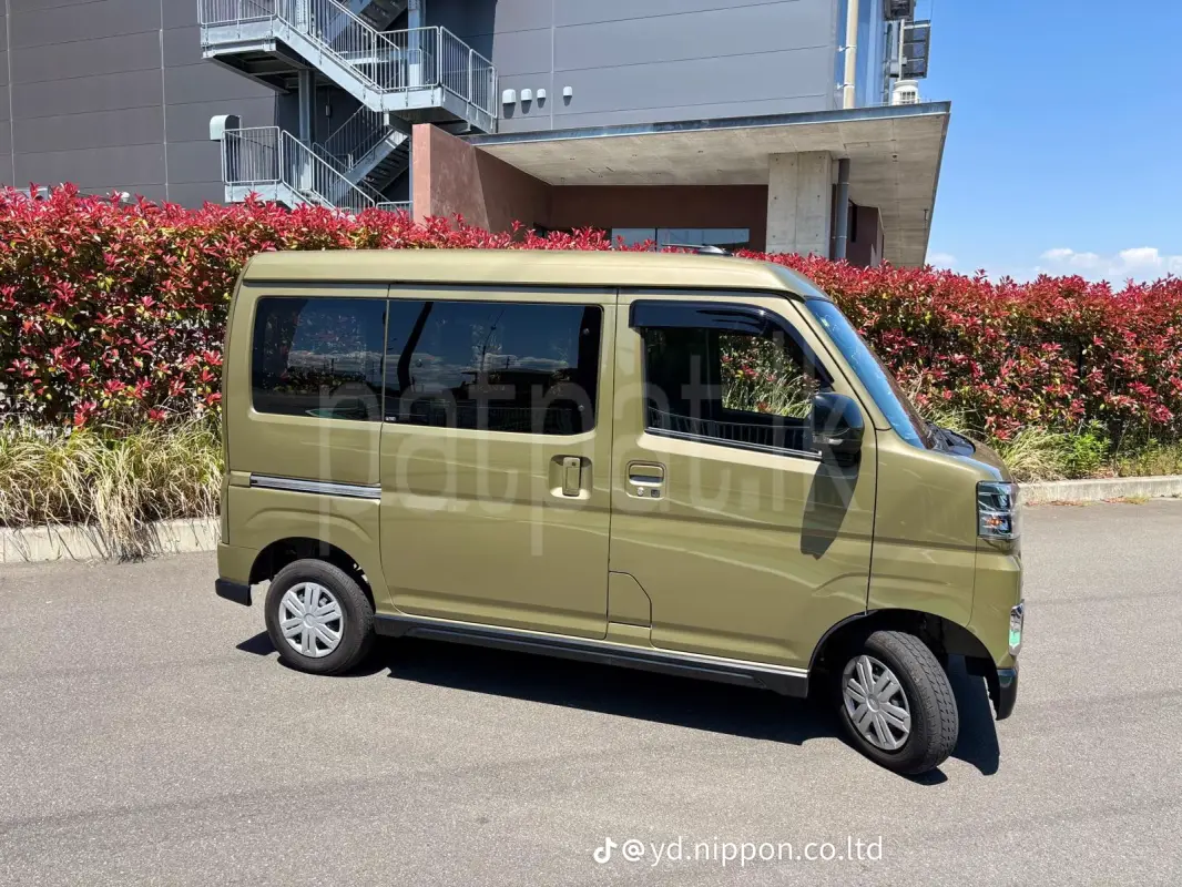 Advertisement image 3