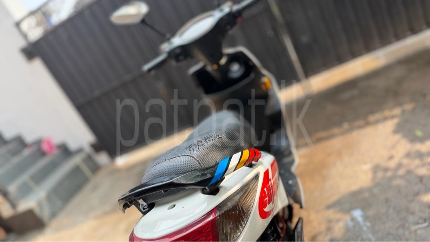 Advertisement image 3