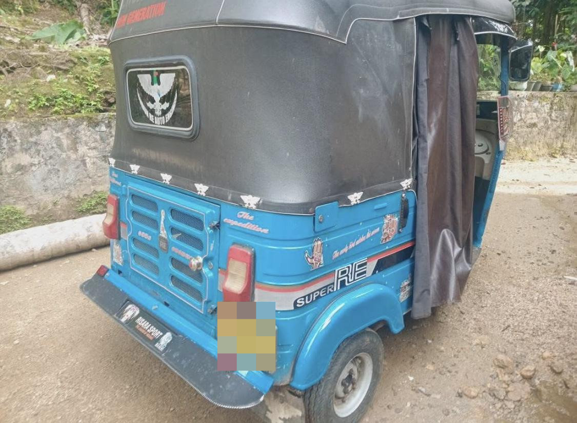 Bajaj Three Wheel 2016 - Used Three wheeler sale in Sri Lanka - patpat.lk