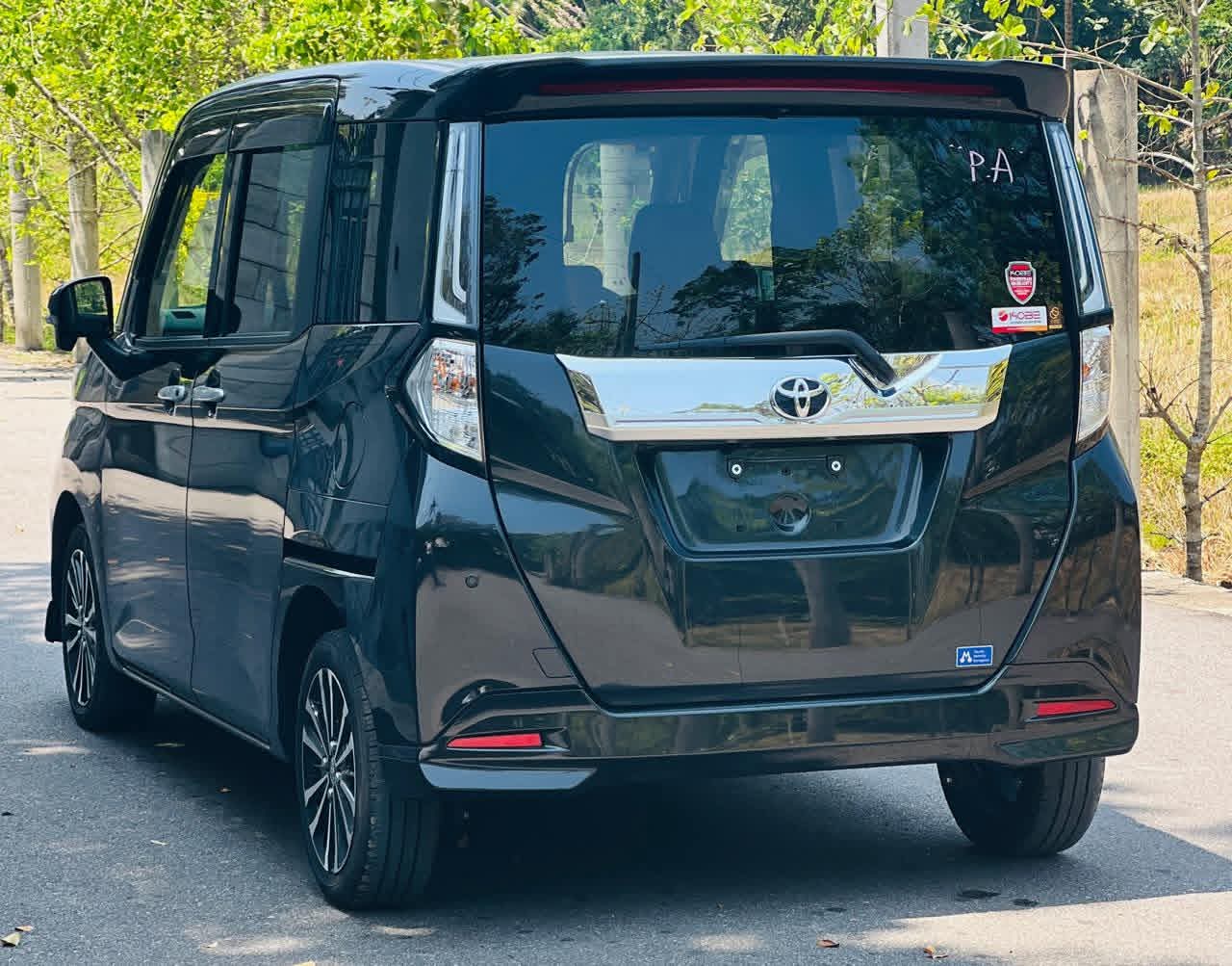 Toyota Roomy 2024 - අලුත් වෑන් රථය sale in Sri Lanka - patpat.lk