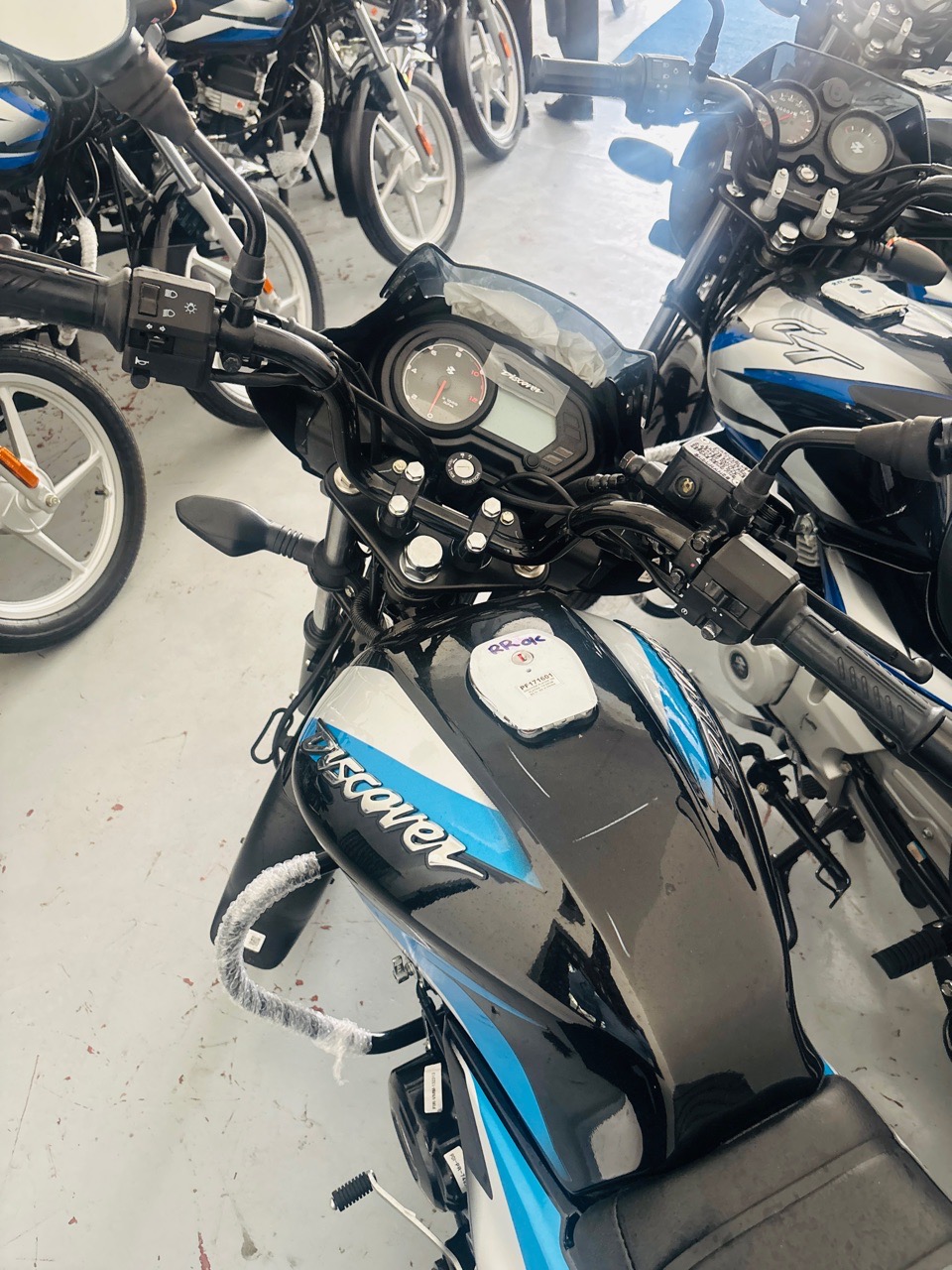 Bajaj Discover 2026 - Brand New Bike sale in Sri Lanka - patpat.lk