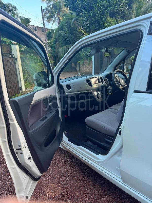 Suzuki Wagon R 2016 - භාවිතා කරන ලද කාර් sale in Sri Lanka - patpat.lk