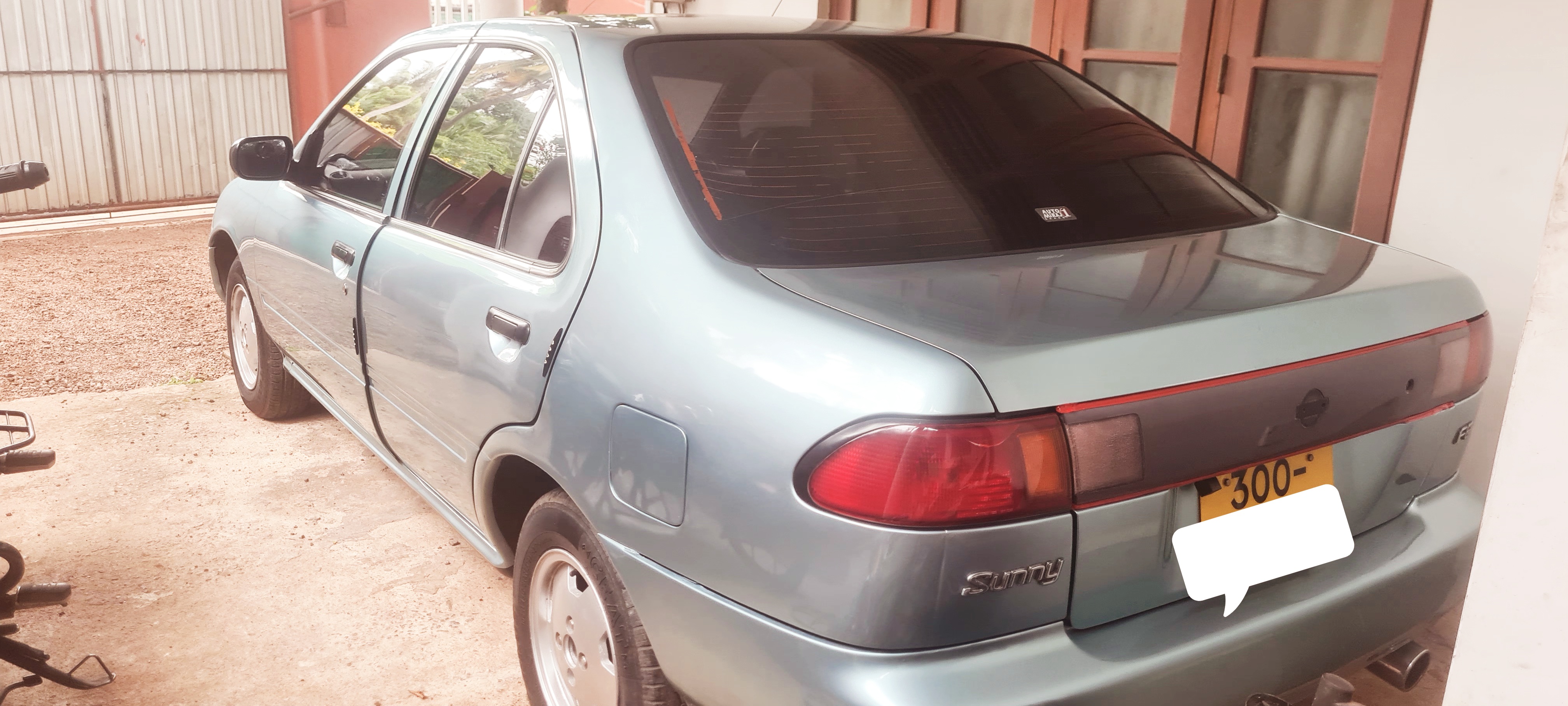 Nissan Sunny 1995 - பயன்படுத்தப்பட்டது கார் sale in Sri Lanka - patpat.lk