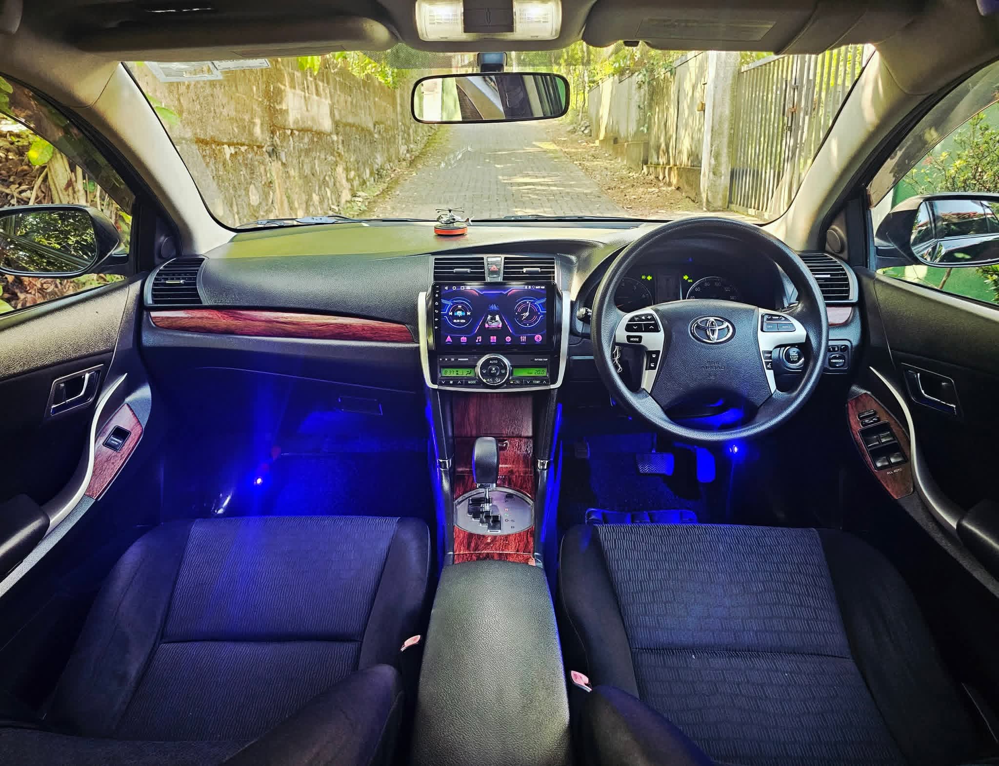 Advertisement image 1