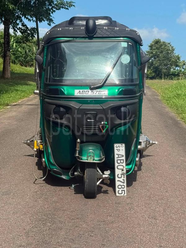 Bajaj 4 stroke 2016 - Used Three wheeler sale in Sri Lanka - patpat.lk