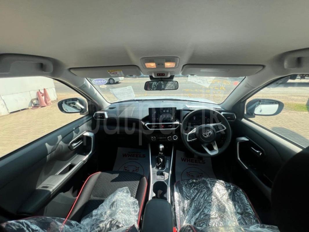 Advertisement image 4