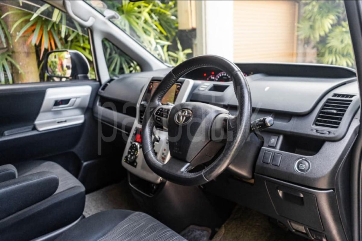 Advertisement image 6