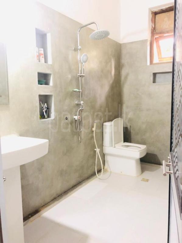 Room for Rent in Yakkala ads-image-1