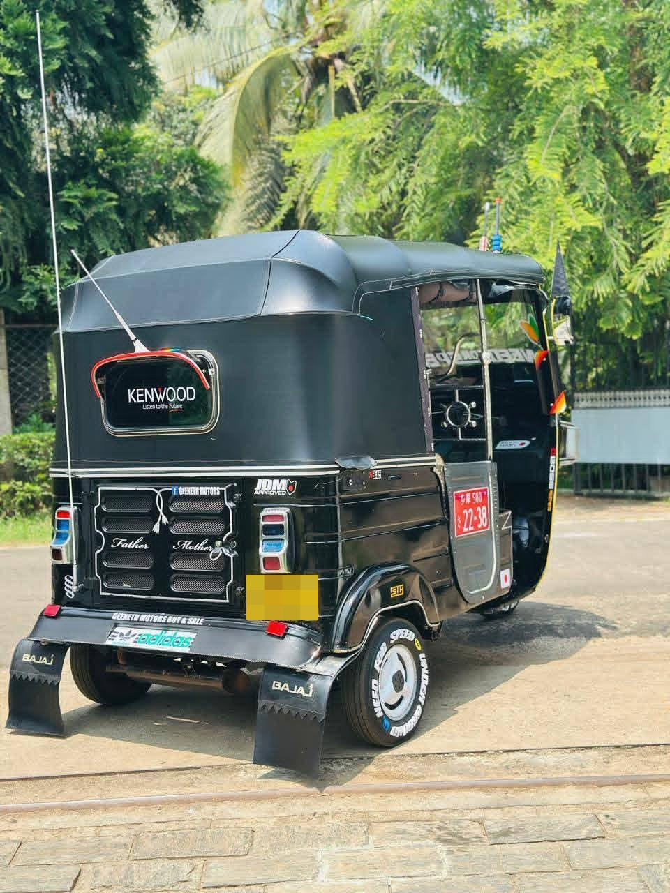 Bajaj Three Wheel 2011 - பயன்படுத்தப்பட்டது முச்சக்கர வண்டி sale in Sri Lanka - patpat.lk