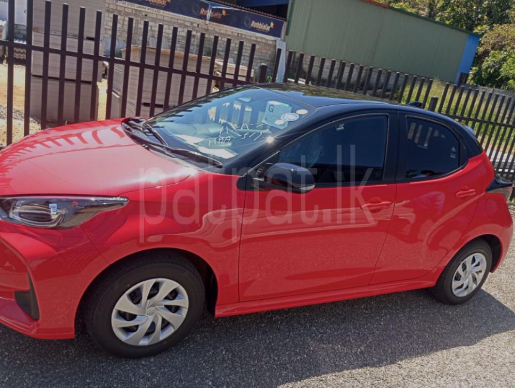 Toyota Yaris 2024 - අලුත් කාර් sale in Sri Lanka - patpat.lk