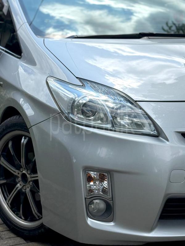 Toyota Prius 2011 - Used Car sale in Sri Lanka - patpat.lk