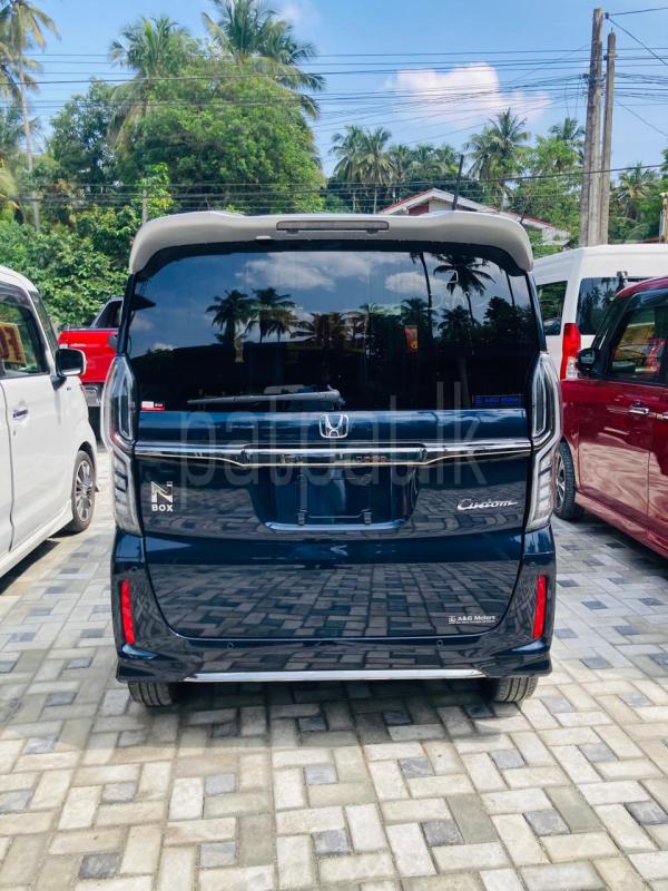 Advertisement image 6