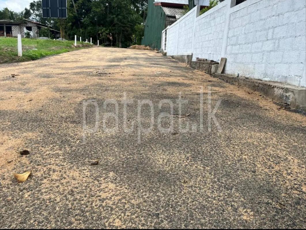 Residential Land for Sale in Kahathuduwa