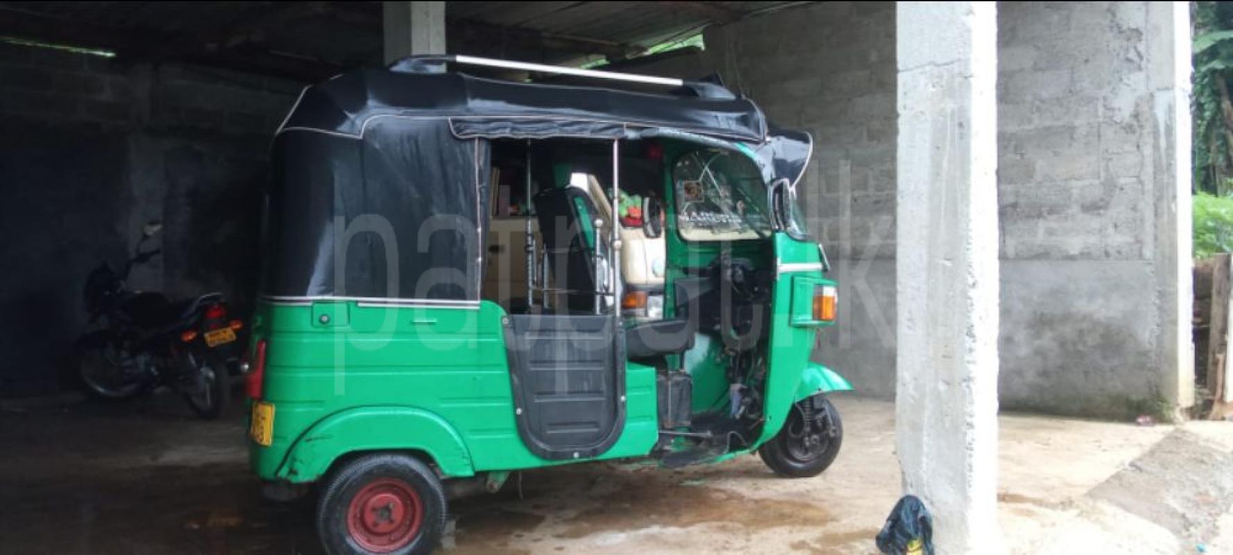 Bajaj Three Wheel 2009 - பயன்படுத்தப்பட்டது முச்சக்கர வண்டி sale in Sri Lanka - patpat.lk