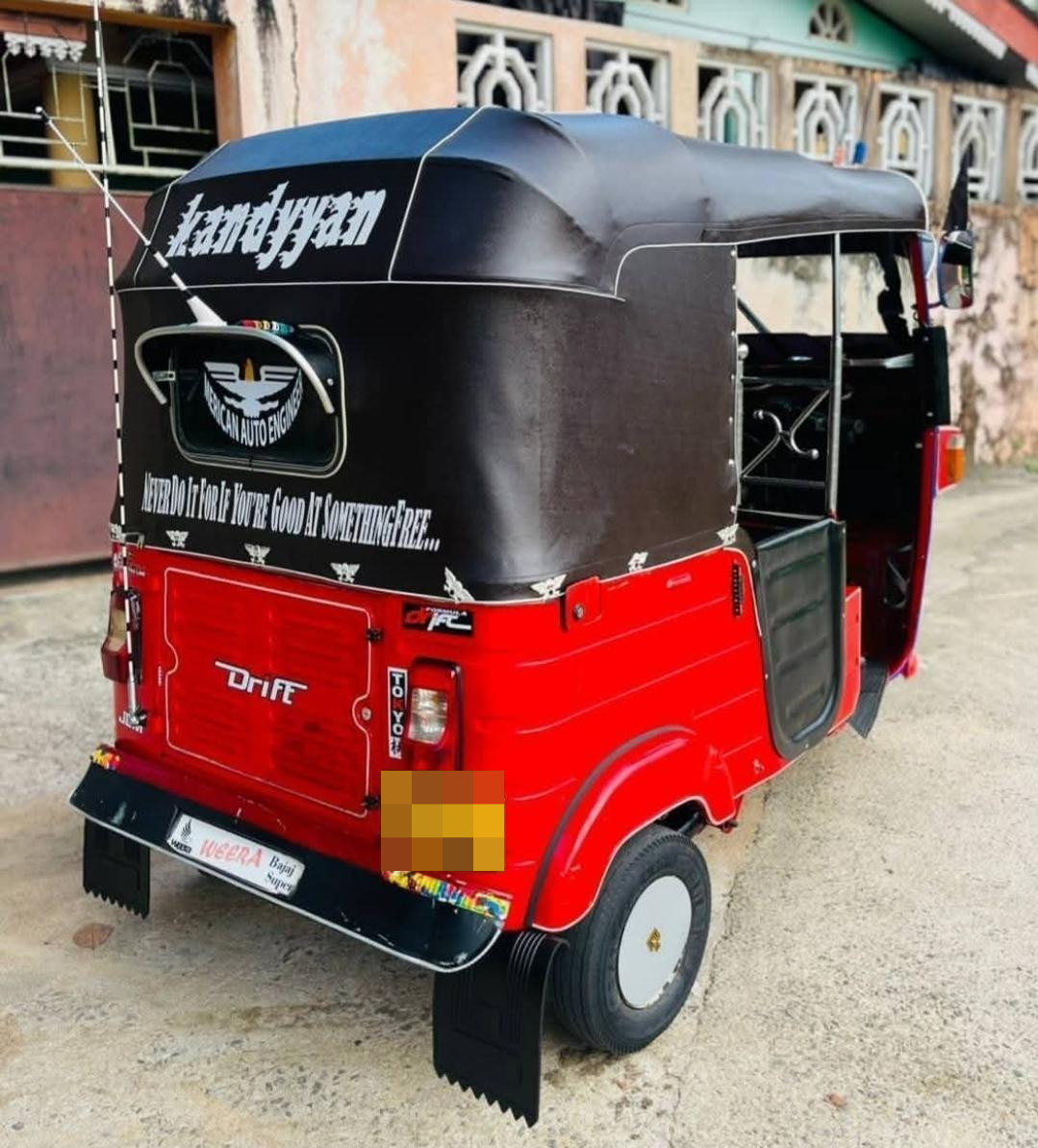 Bajaj Three Wheel 2009 - Used Three wheeler sale in Sri Lanka - patpat.lk