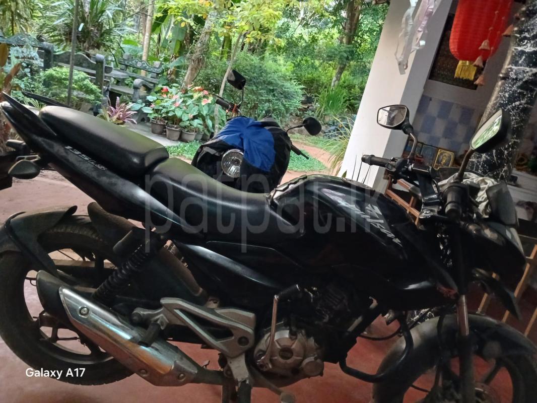 Bajaj Bike 2016 - Used Bike sale in Sri Lanka - patpat.lk
