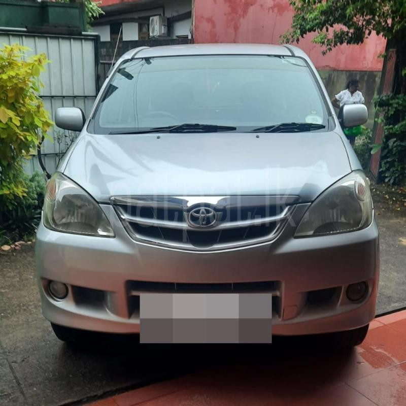 Toyota Avanza 2011 - பயன்படுத்தப்பட்டது வேன் sale in Sri Lanka - patpat.lk