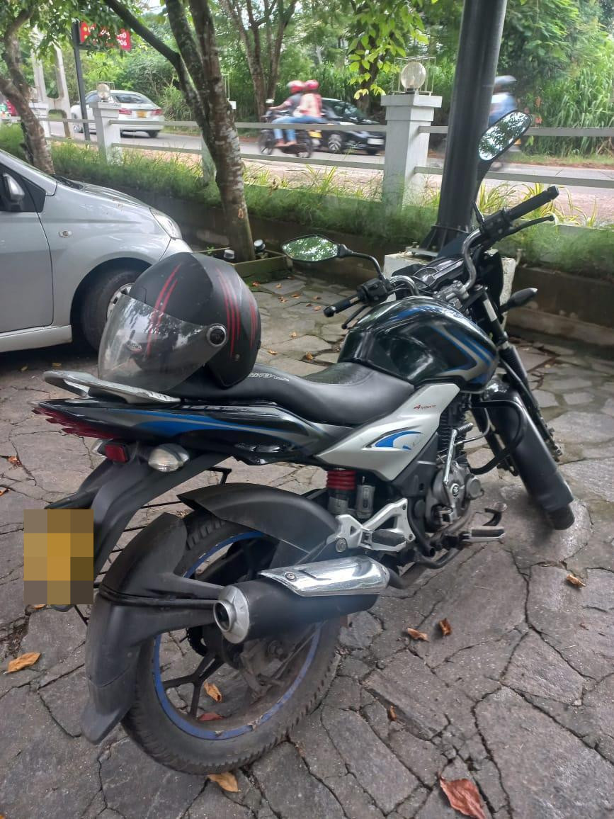 Bajaj Discover 2012 - பயன்படுத்தப்பட்டது பைக் sale in Sri Lanka - patpat.lk