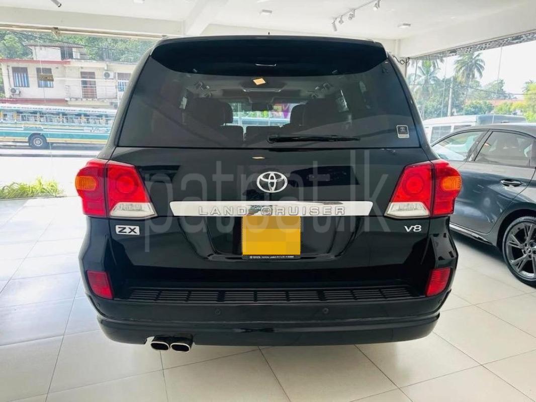 Advertisement image 4