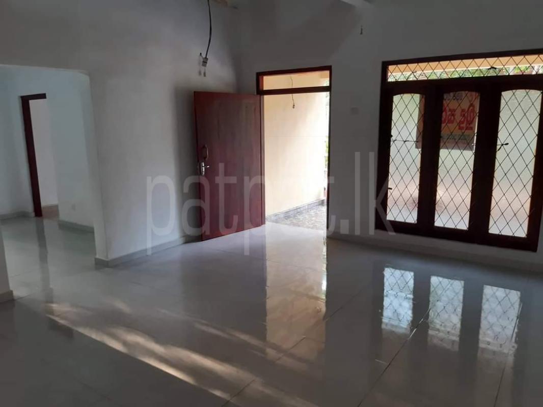 premium-listing-image