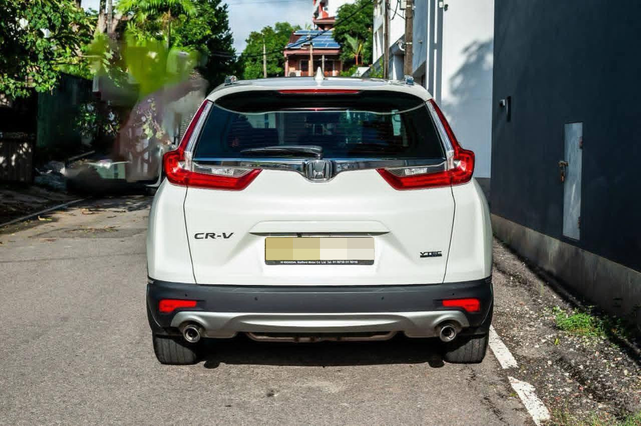 Honda CR V 2018 - பயன்படுத்தப்பட்டது SUV sale in Sri Lanka - patpat.lk