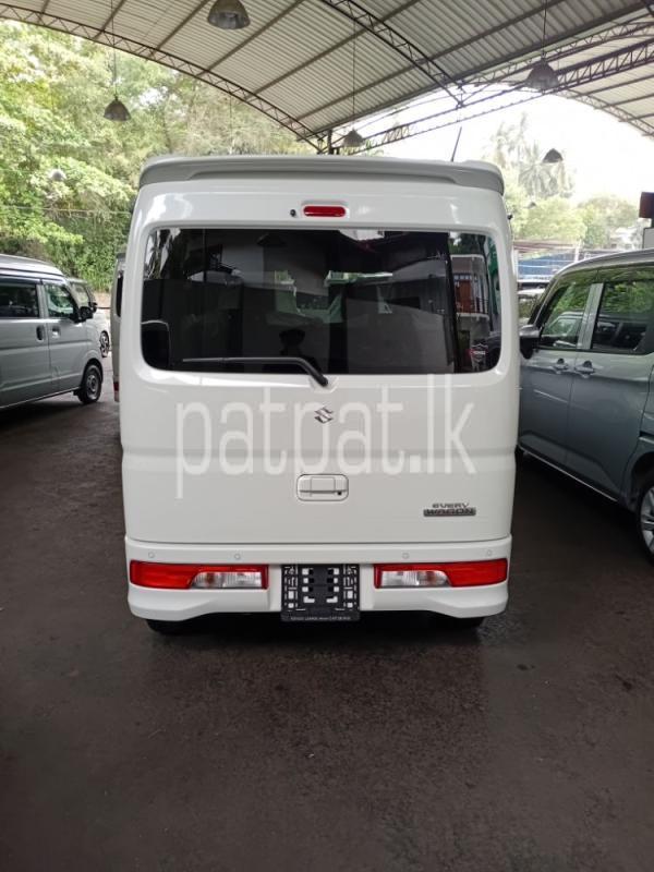 Advertisement image 6