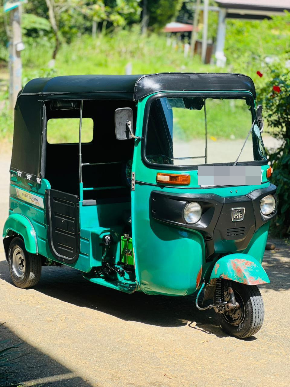 Bajaj Three Wheel 2015 - Used Three wheeler sale in Sri Lanka - patpat.lk