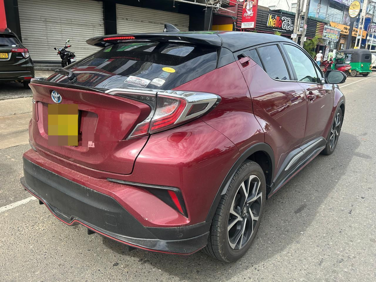 Toyota CHR 2018 - பயன்படுத்தப்பட்டது SUV sale in Sri Lanka - patpat.lk