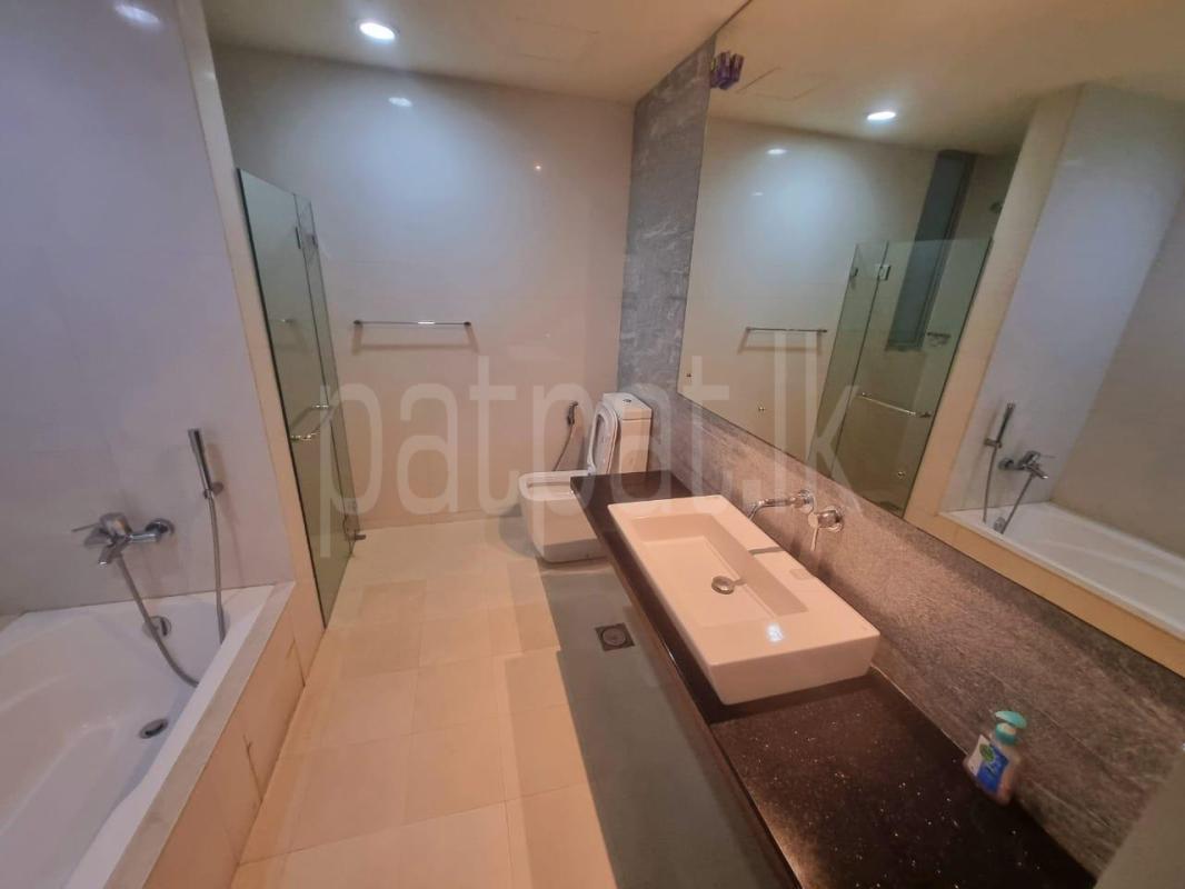 Luxury Apartment for Sale in Kollupitiya (Colombo 03)