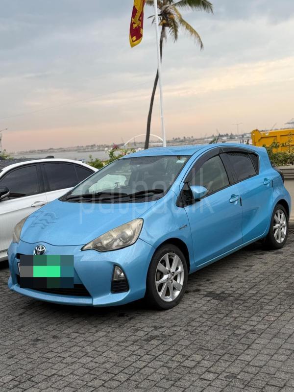 Toyota Aqua 2012 - பயன்படுத்தப்பட்டது கார் sale in Sri Lanka - patpat.lk