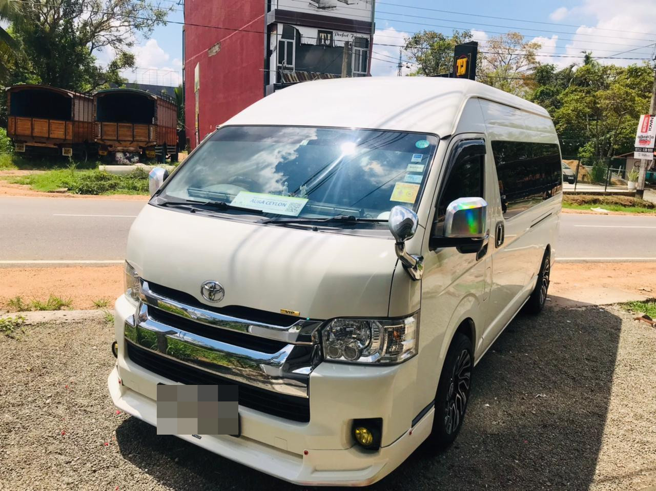Toyota Super GL 2017 - Used Van sale in Sri Lanka - patpat.lk